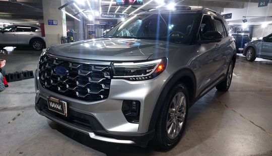 Ford • Explorer