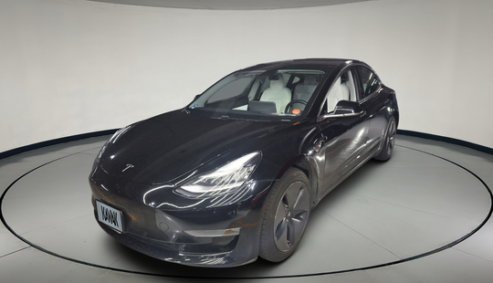 Tesla • Model 3