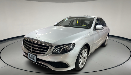 Mercedes Benz • Clase E
