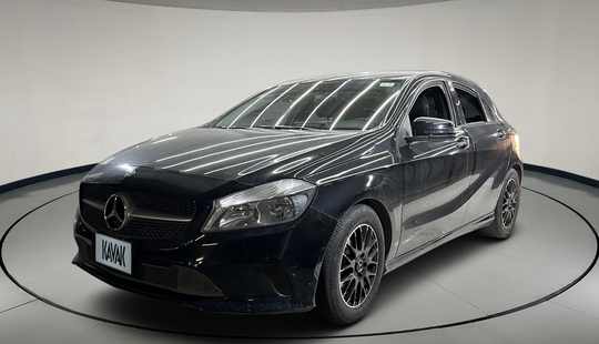 Mercedes Benz • Clase A
