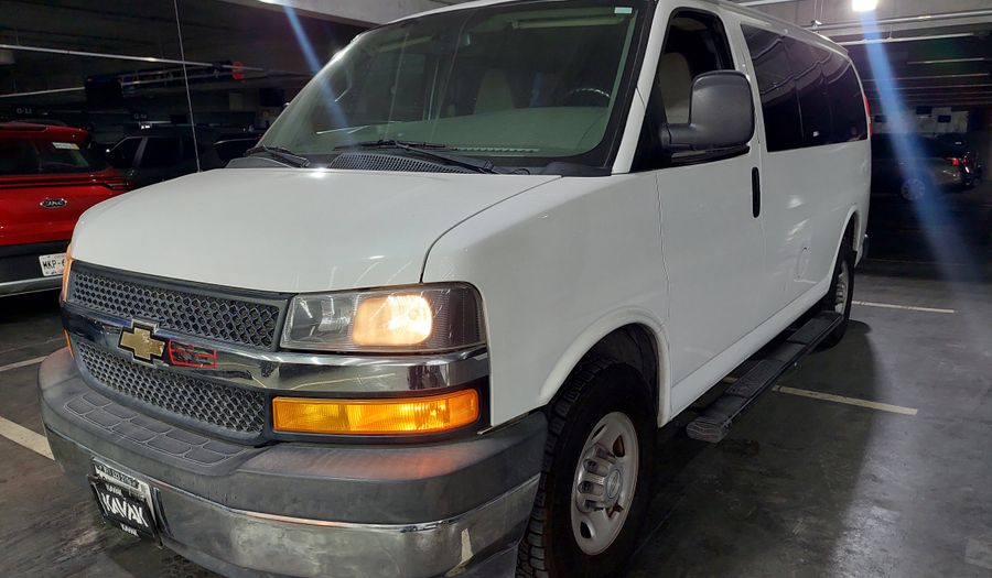Chevrolet Express Van 6.0 PASAJEROS VAN L 2018