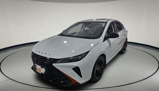 Omoda • O5