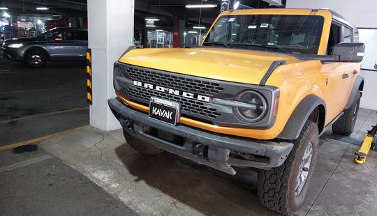 Ford • Bronco