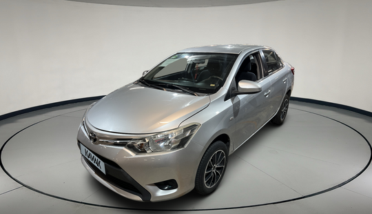 Toyota • Yaris