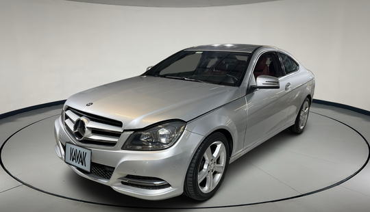 Mercedes Benz • Clase C