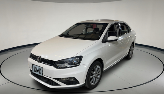 Volkswagen • Vento