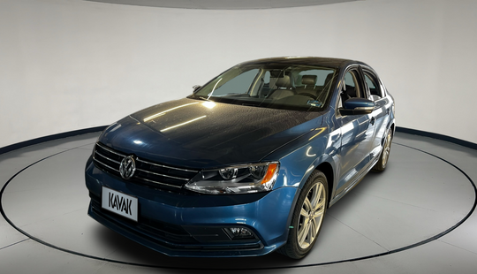Volkswagen • Jetta