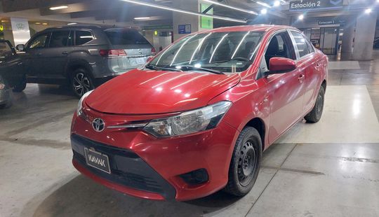Toyota • Yaris