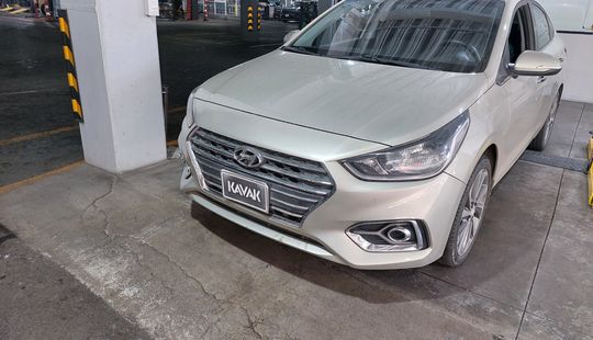 Hyundai • Accent