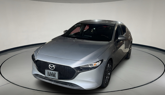 Mazda • Mazda 3