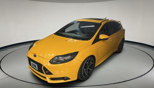 Ford • Focus
