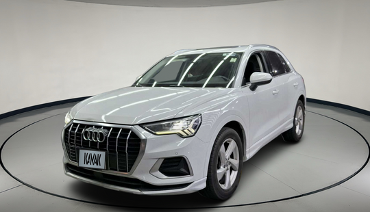 Audi • Q3