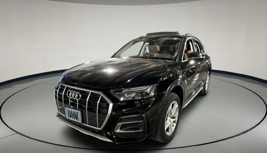 Audi • Q5