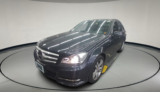 Mercedes Benz • Clase C
