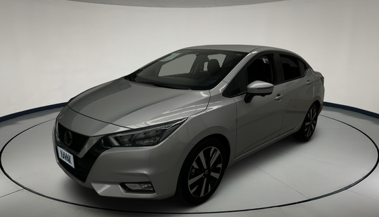 Nissan • Versa