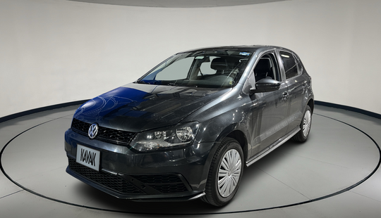 Volkswagen • Polo