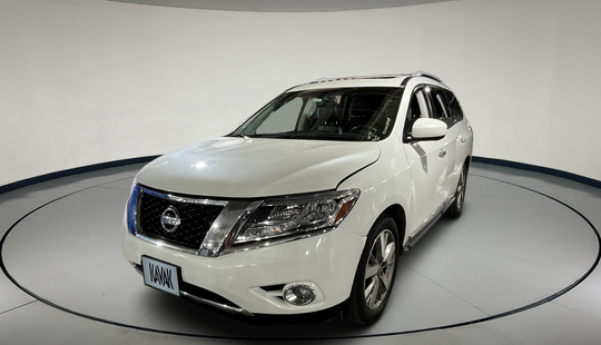 Nissan • Pathfinder