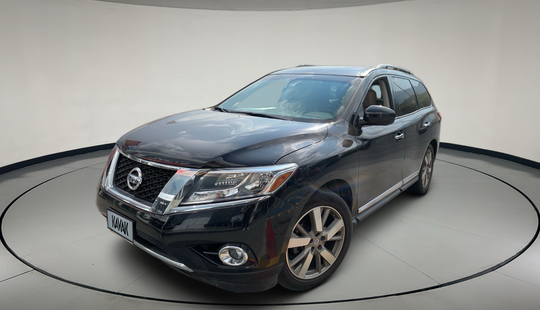 Nissan • Pathfinder