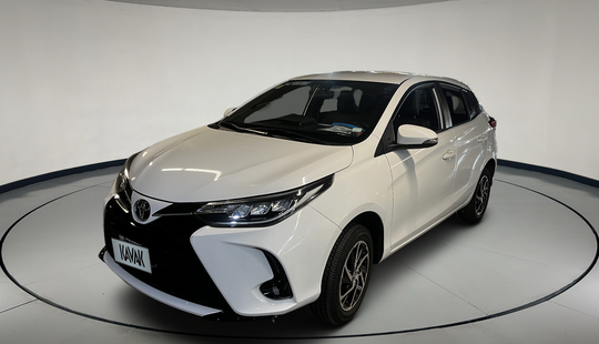 Toyota • Yaris