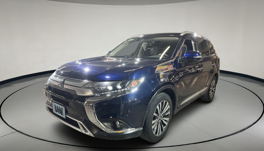 Mitsubishi • Outlander