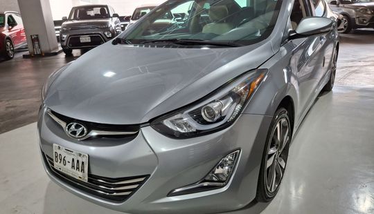 Hyundai • Elantra
