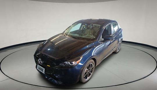 Mazda • Mazda 2