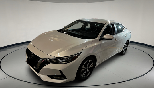 Nissan • Sentra