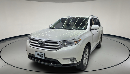 Toyota • Highlander