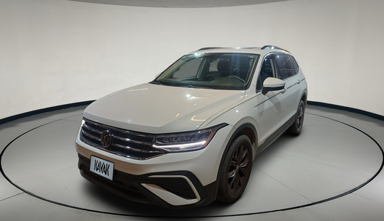 Volkswagen • Tiguan