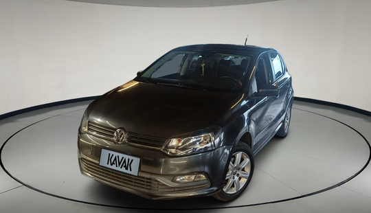 Volkswagen • Polo