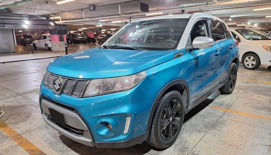 Suzuki • Vitara