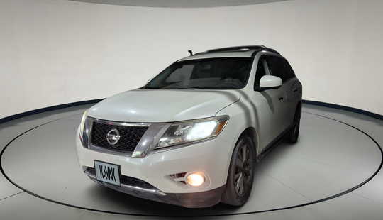 Nissan • Pathfinder
