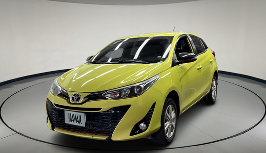 Toyota • Yaris