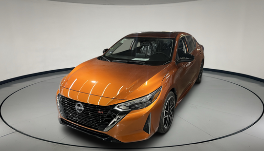 Nissan • Sentra