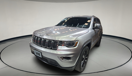 Jeep • Grand Cherokee