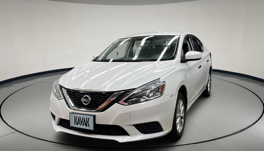 Nissan • Sentra