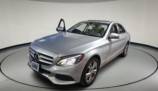 Mercedes Benz • Clase C