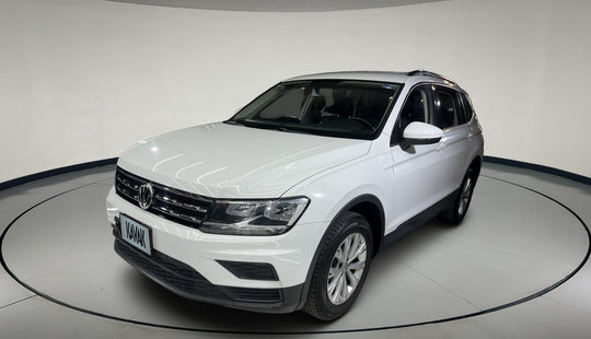 Volkswagen • Tiguan