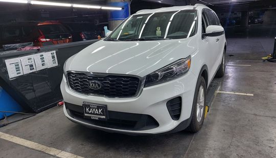 Kia • Sorento