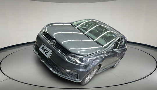 Volkswagen • Vento