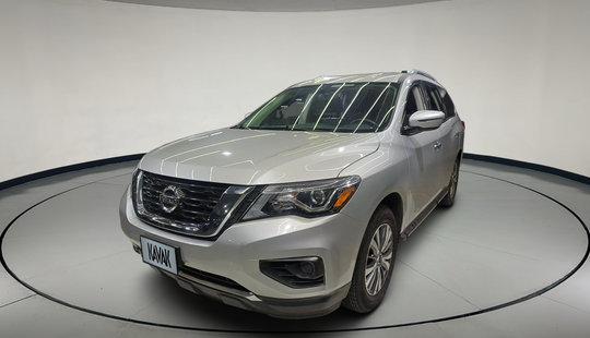 Nissan • Pathfinder