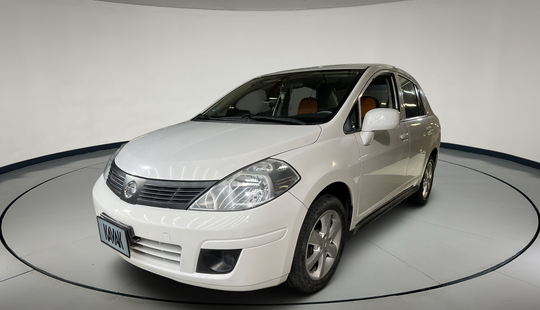 Nissan • Tiida
