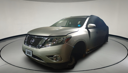 Nissan • Pathfinder