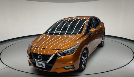 Nissan • Versa