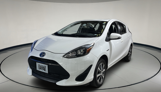 Toyota • Prius C