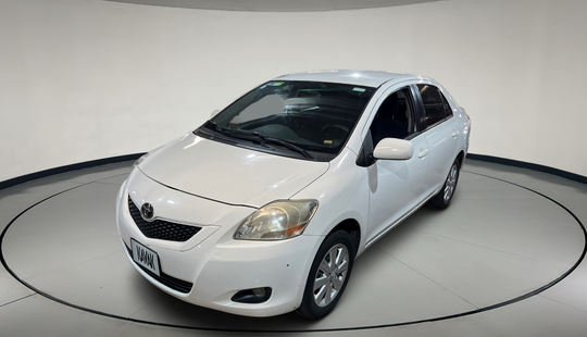 Toyota • Yaris