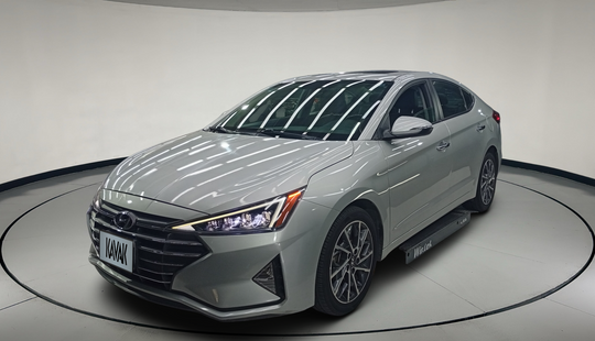 Hyundai • Elantra