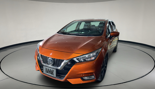 Nissan • Versa