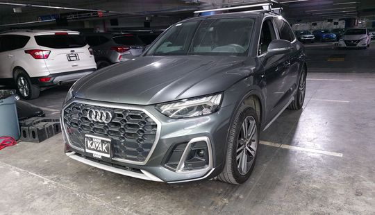 Audi • Q5