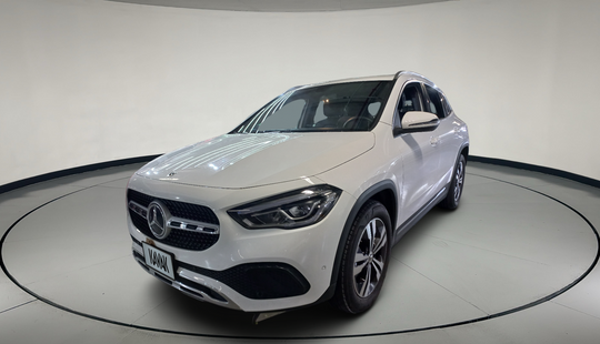 Mercedes Benz • Clase GLA